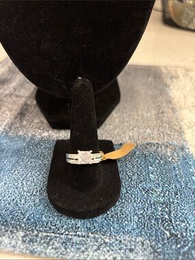 Moissanite Engagement Ring Size 8